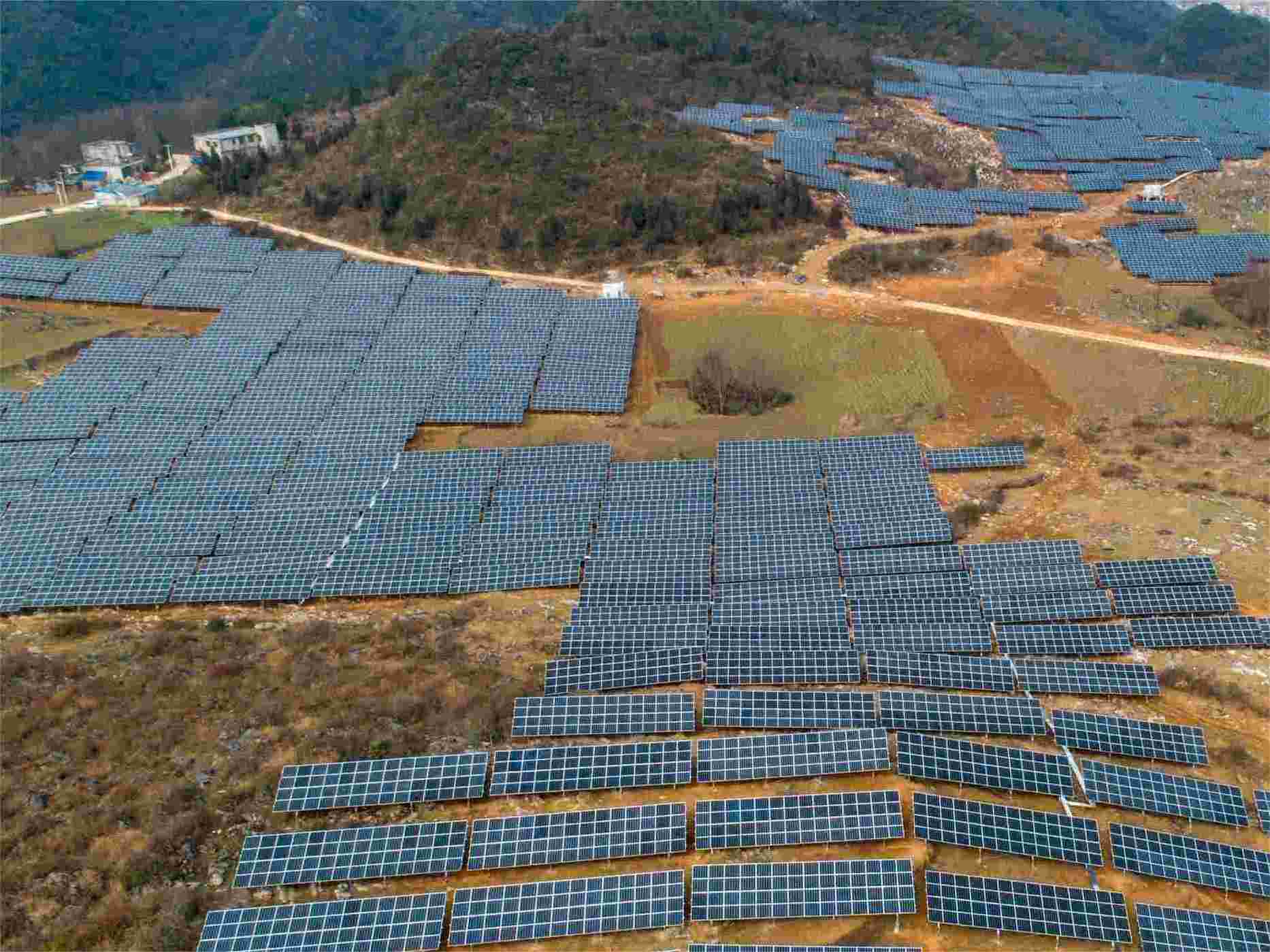 Проект подключения к солнечной сети мощностью 16 МВт в горах (Гуйчжоу, Китай)