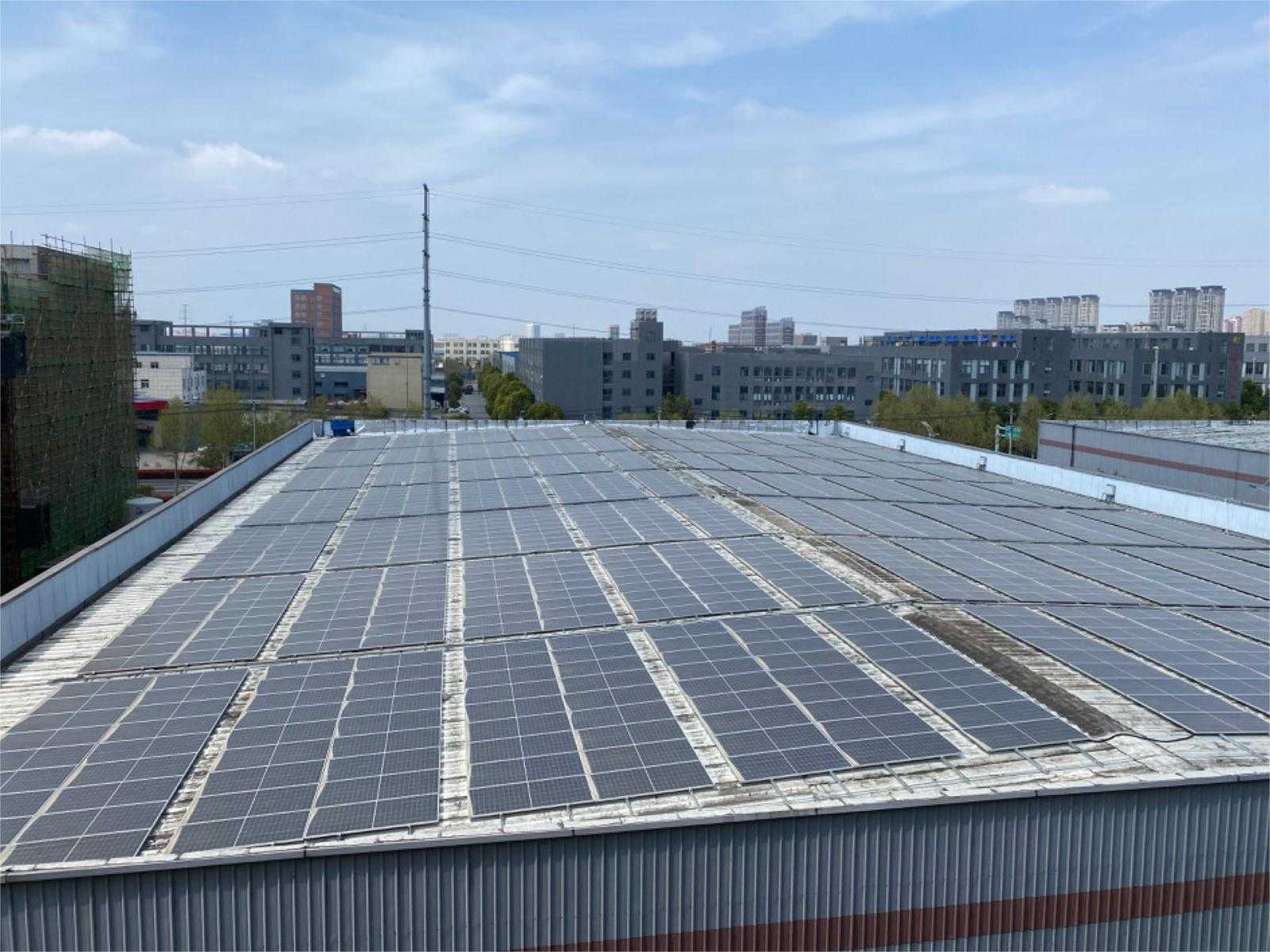 Солнечная система на крыше мощностью 2,2 МВт (Хэнань, Китай)